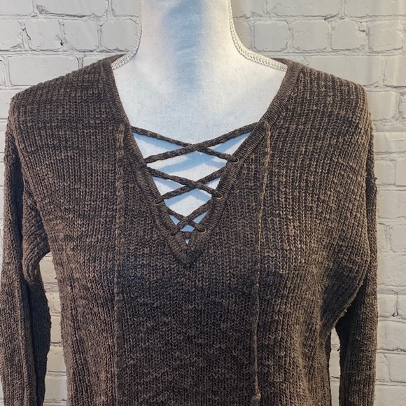 AMERICAN EAGLE OUTFITTERS Laced Front Sweater Brown-XS - Picture 2 of 3